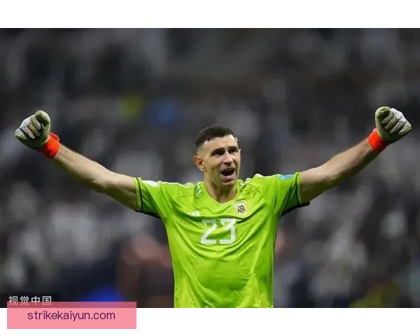 斯卡洛尼阵型变化引发媒体关注，球队战术灵活性得到提升