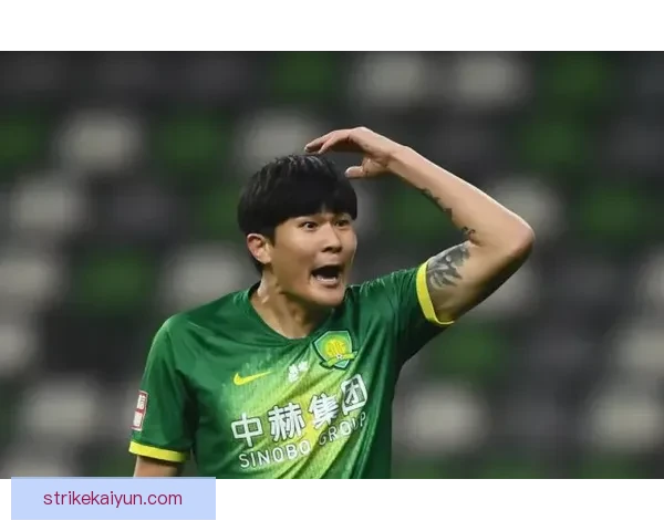 金玟哉在德甲持续保持稳健表现，成为后卫中的坚实力量